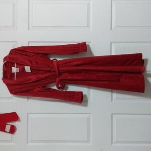 #56.NWT George Women's Fleece Plus Size Bathrobe. Size: 2X(18W-20W)